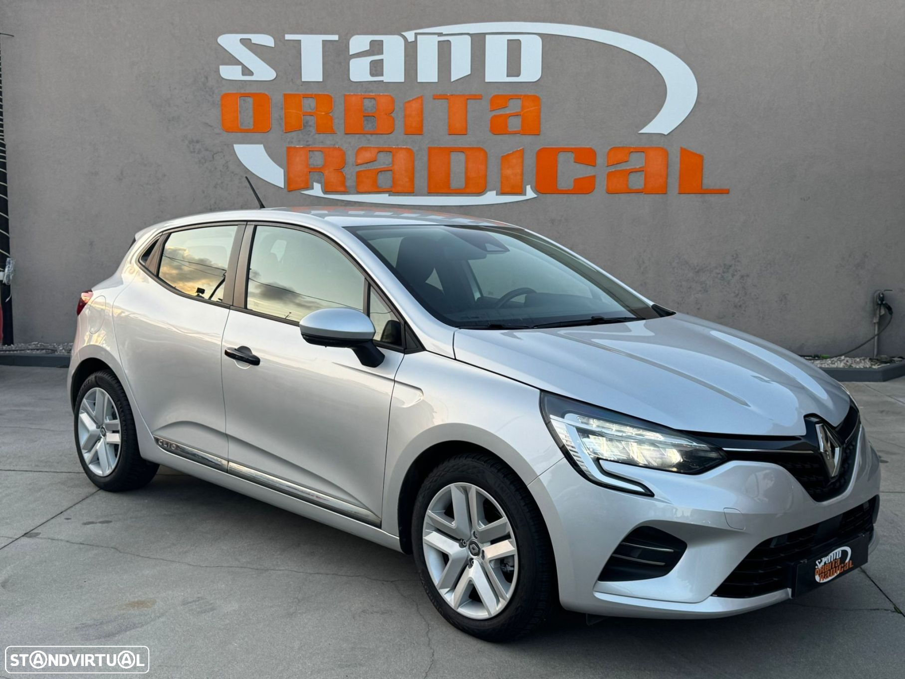 Renault Clio 1.0 TCe Exclusive - 5