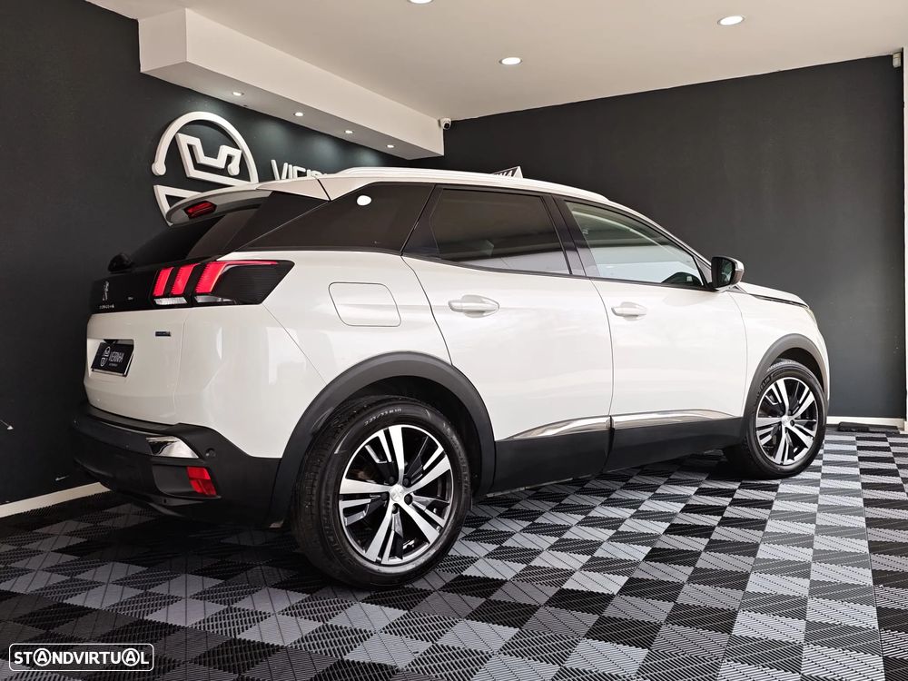 Peugeot 3008 PureTech 130 Stop & Start Allure - 19