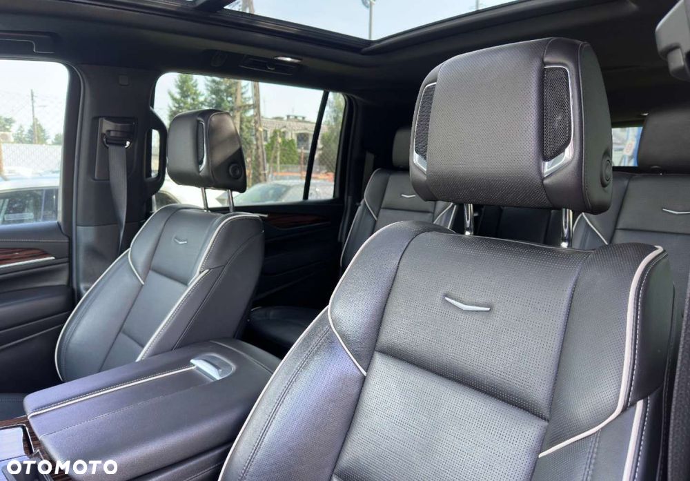 Cadillac Escalade - 10