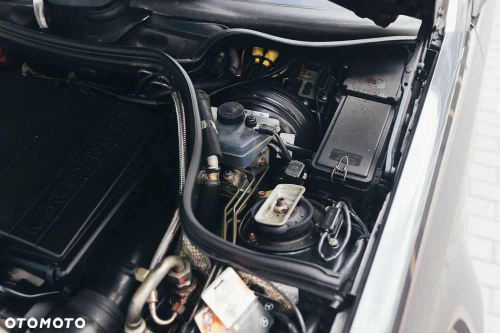Mercedes-Benz W124 (1984-1993) - 27
