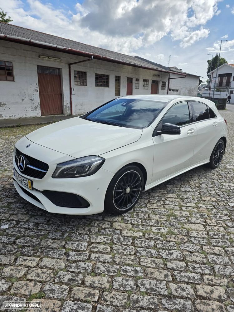 Mercedes-Benz A 200 d AMG Line - 2