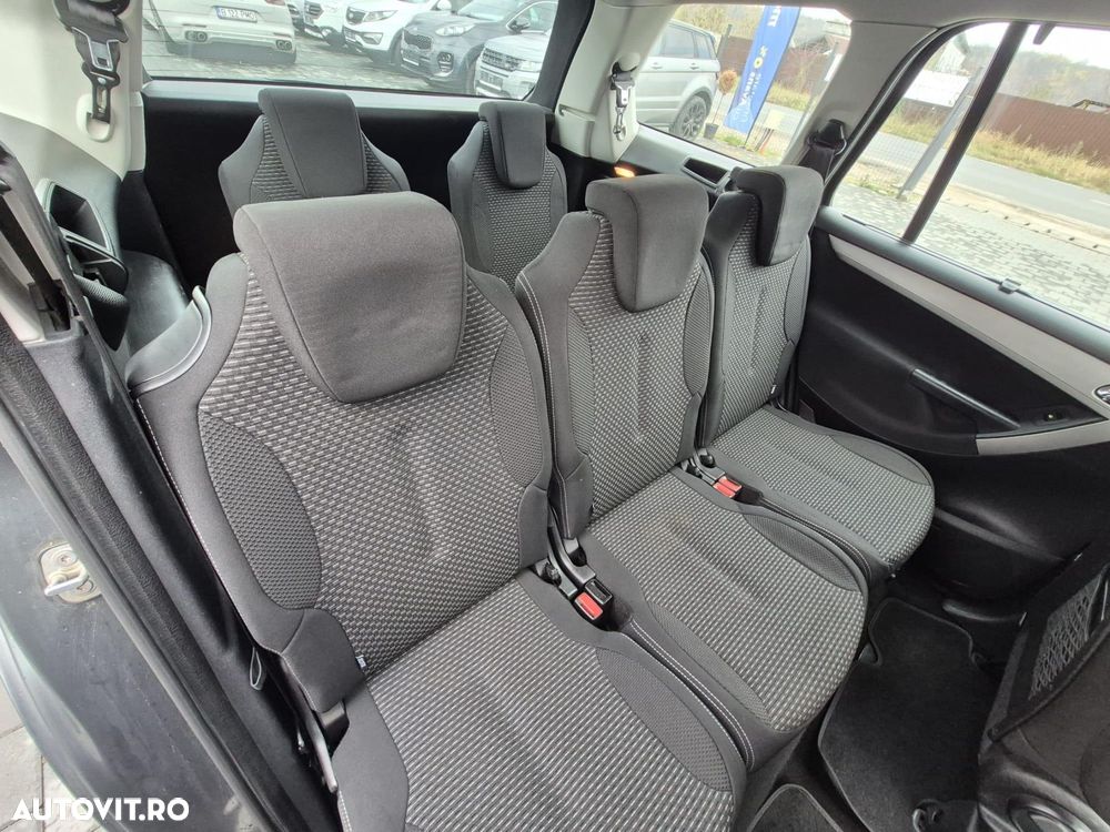 Citroën C4 Picasso - 10