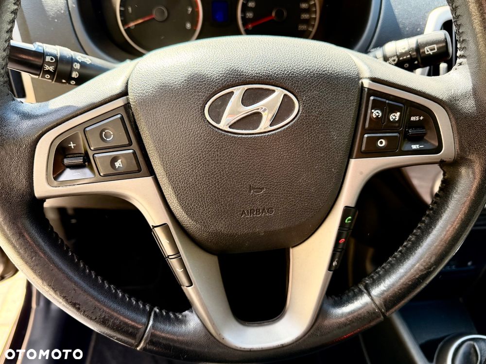 Hyundai i20 1.25 Wersja Jubileuszowa - 14