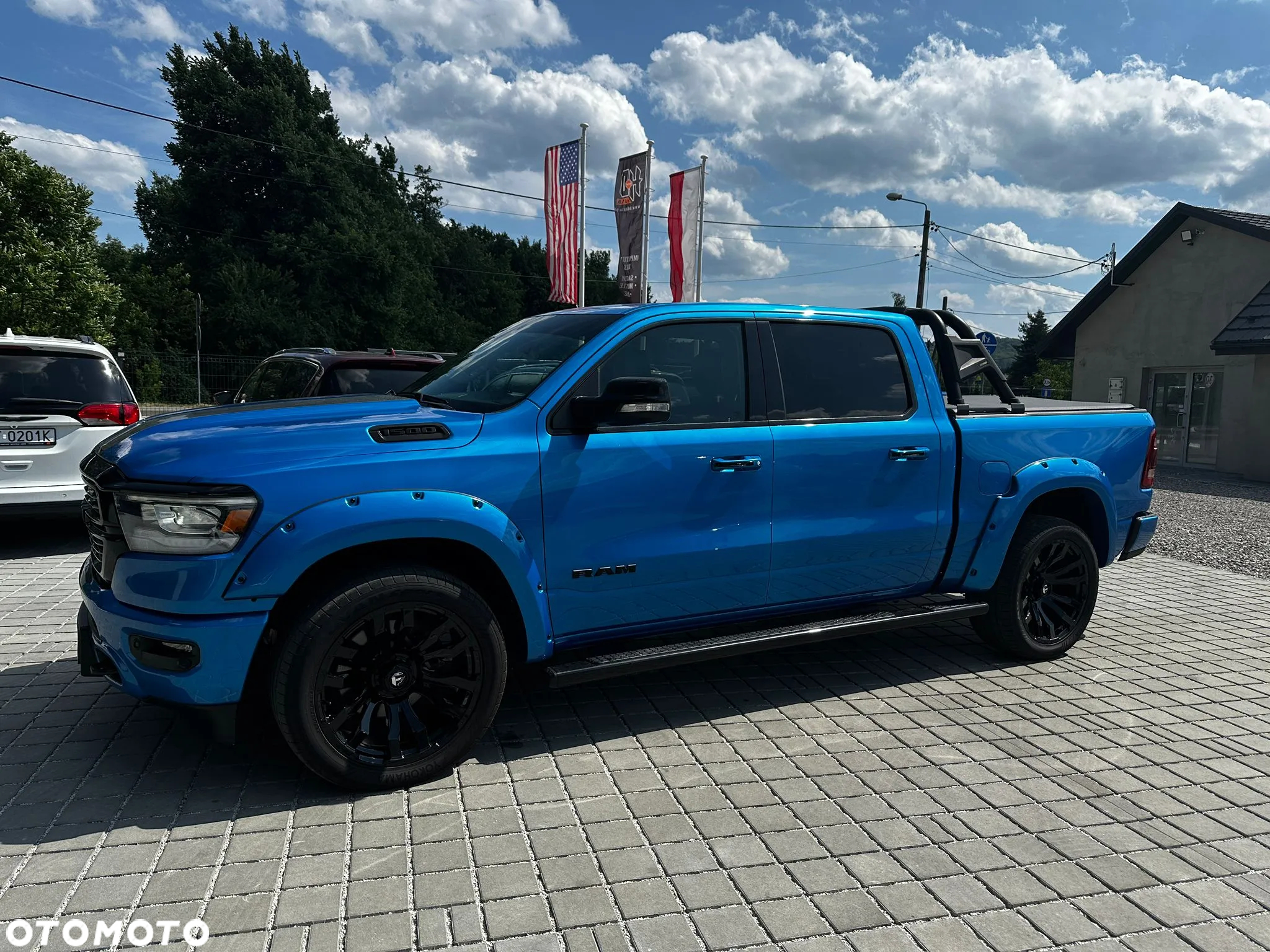 RAM 1500 Crew Cab Laramie - 9