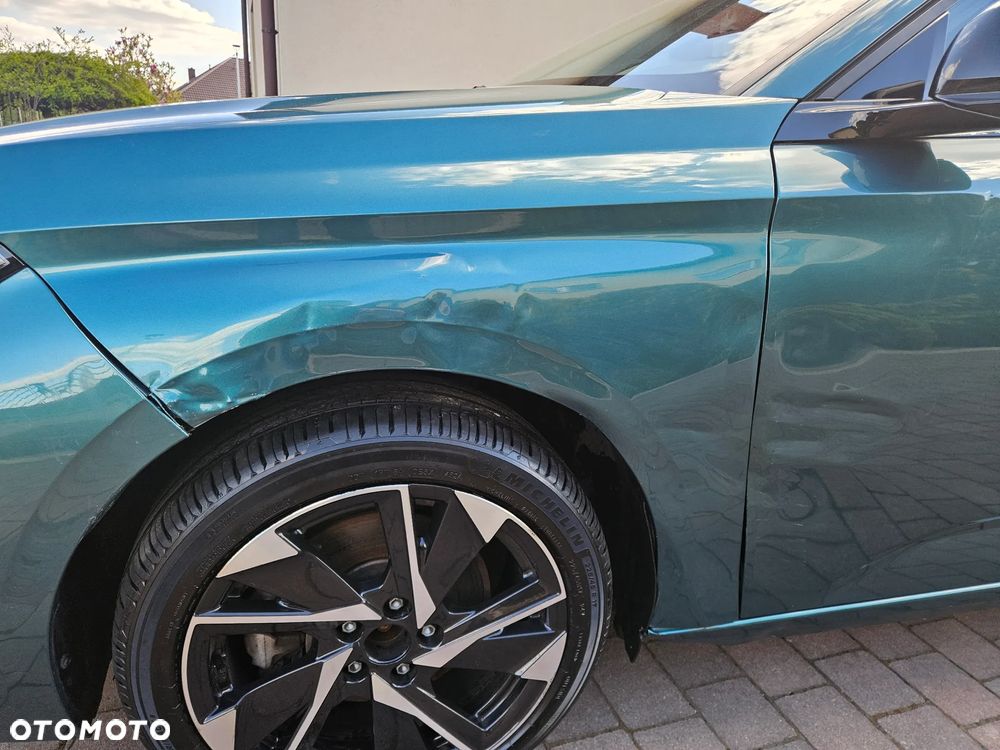 Peugeot 308 1.5 BlueHDi Active Pack Business S&S EAT8 - 17