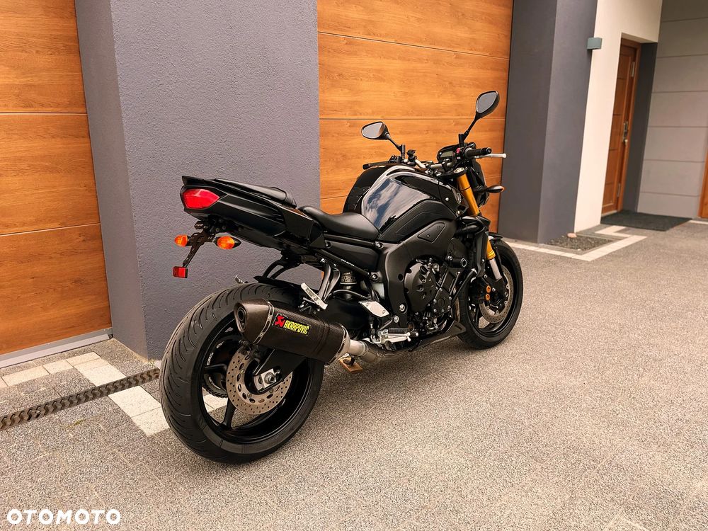 Yamaha FZ8 - 3