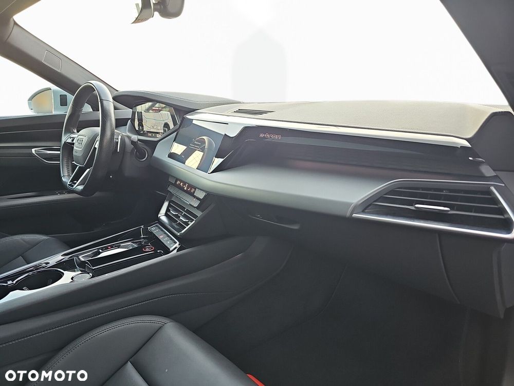 Audi e-tron GT - 27