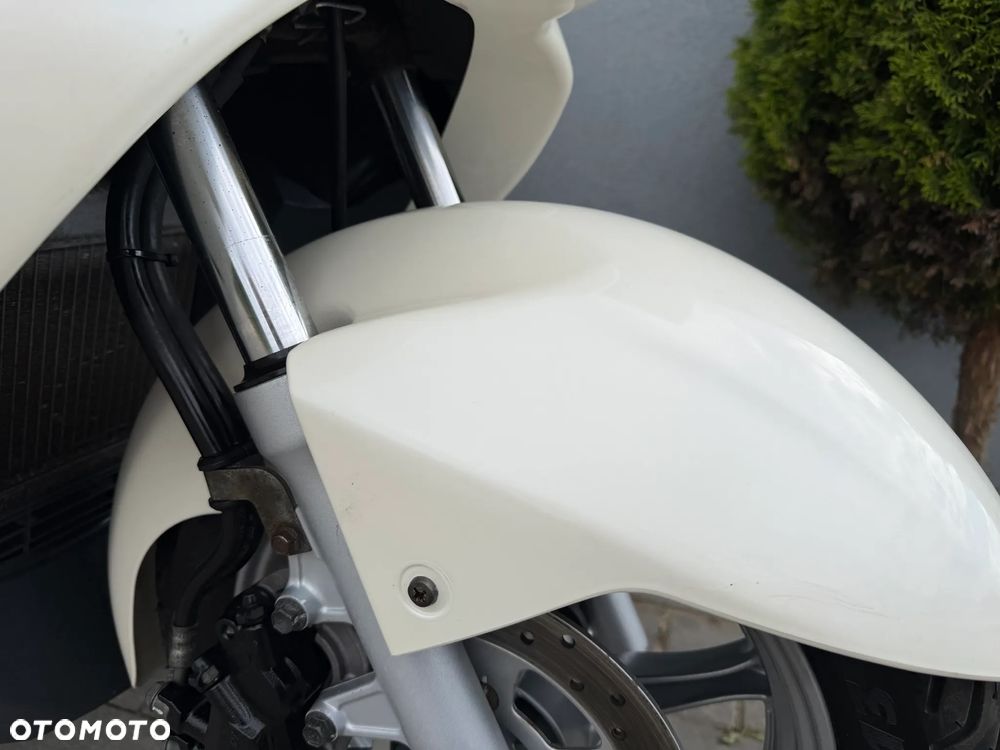 Suzuki Burgman - 14