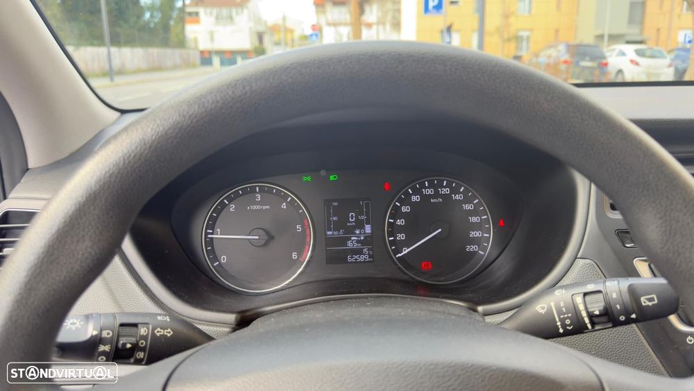 Hyundai i20 1.1 CRDi Comfort - 10
