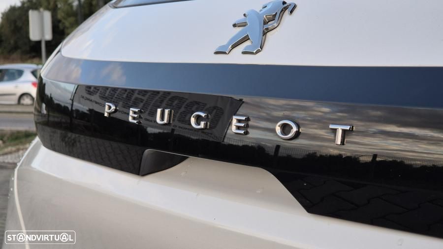 Peugeot 208 1.2 PureTech GT Line EAT8 - 16