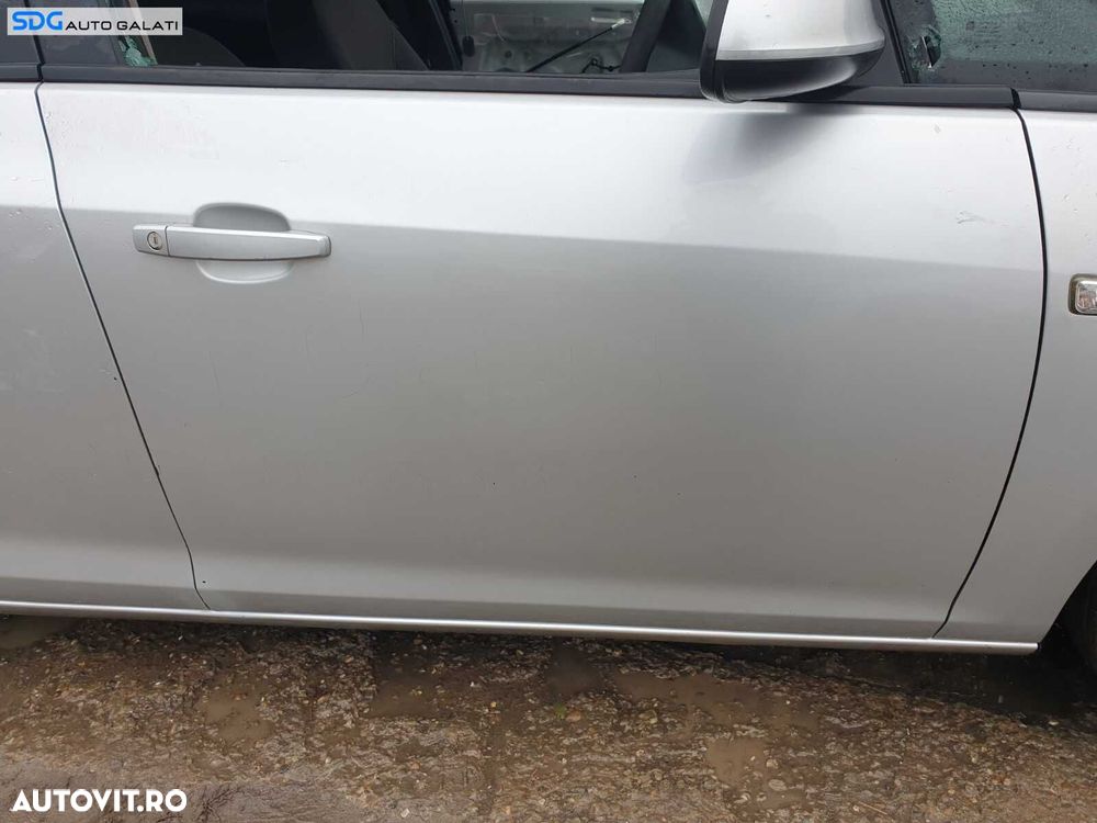 Usa Usi Portiera Portiere Dreapta Fata Dezechipata Opel Astra J 2009 - 2016 Culoare Z176 - 3