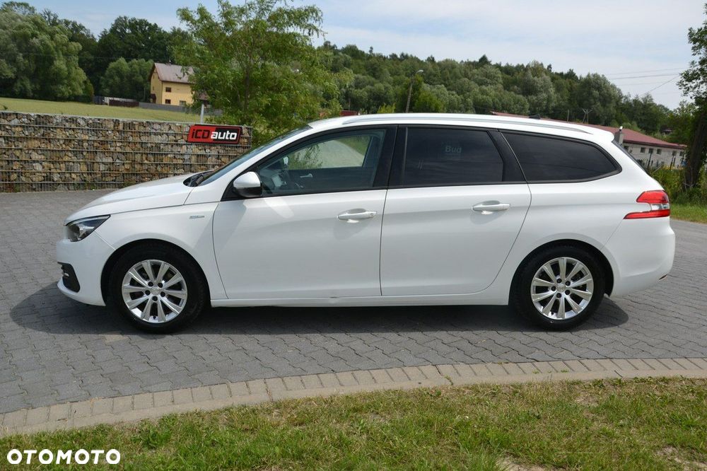 Peugeot 308 - 4