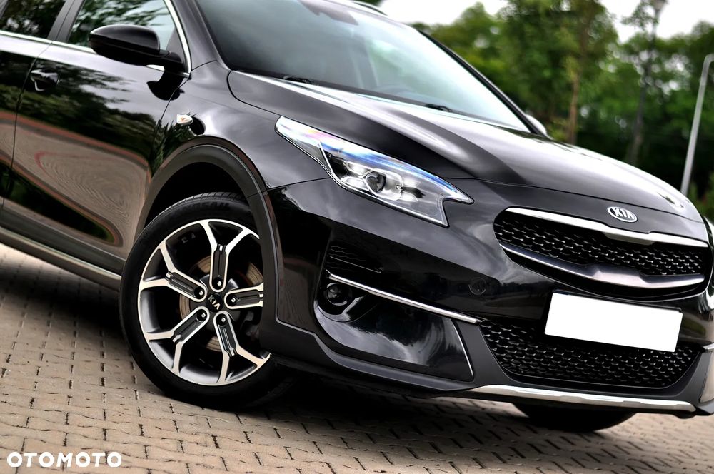 Kia XCeed 1.6 CRDi PLATINUM EDITION - 2