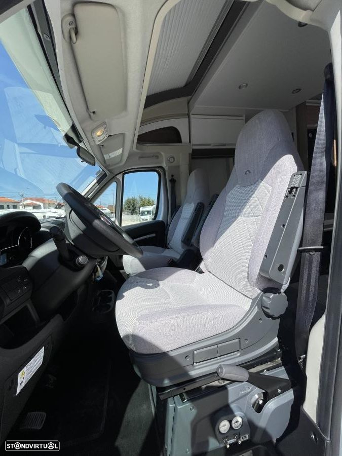 Adria Matrix 640 DC GT Edition c.central e basculante - 13