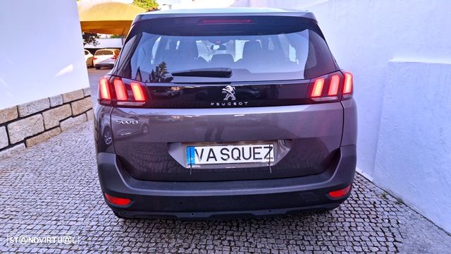Peugeot 5008 PureTech 130 EAT8 Stop & Start Allure Pack - 4