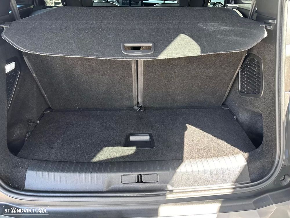 Peugeot 5008 1.2 Hybrid Allure e-DCS6 - 17