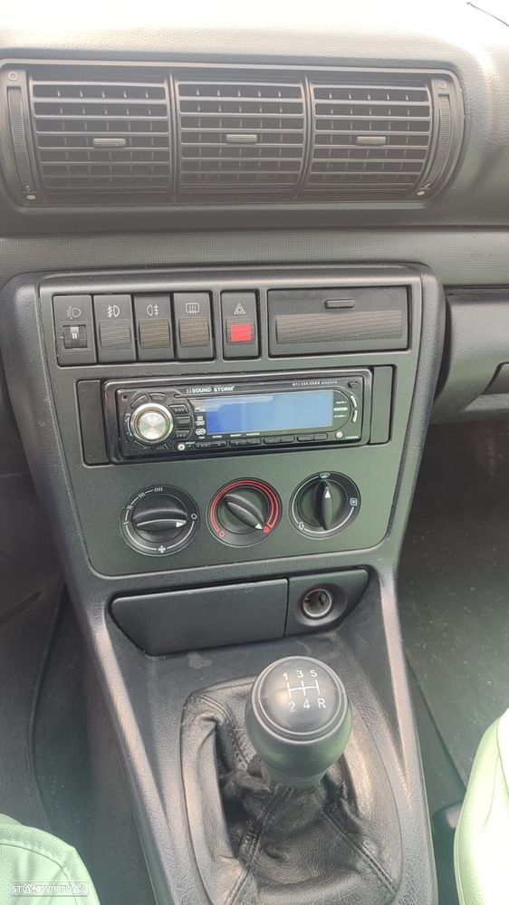 Audi A4 1.9 TDI Plus - 6