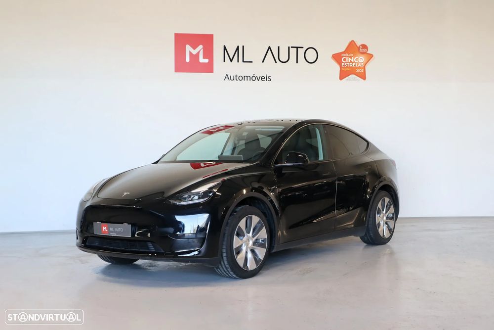 Tesla Model Y Standard - 1
