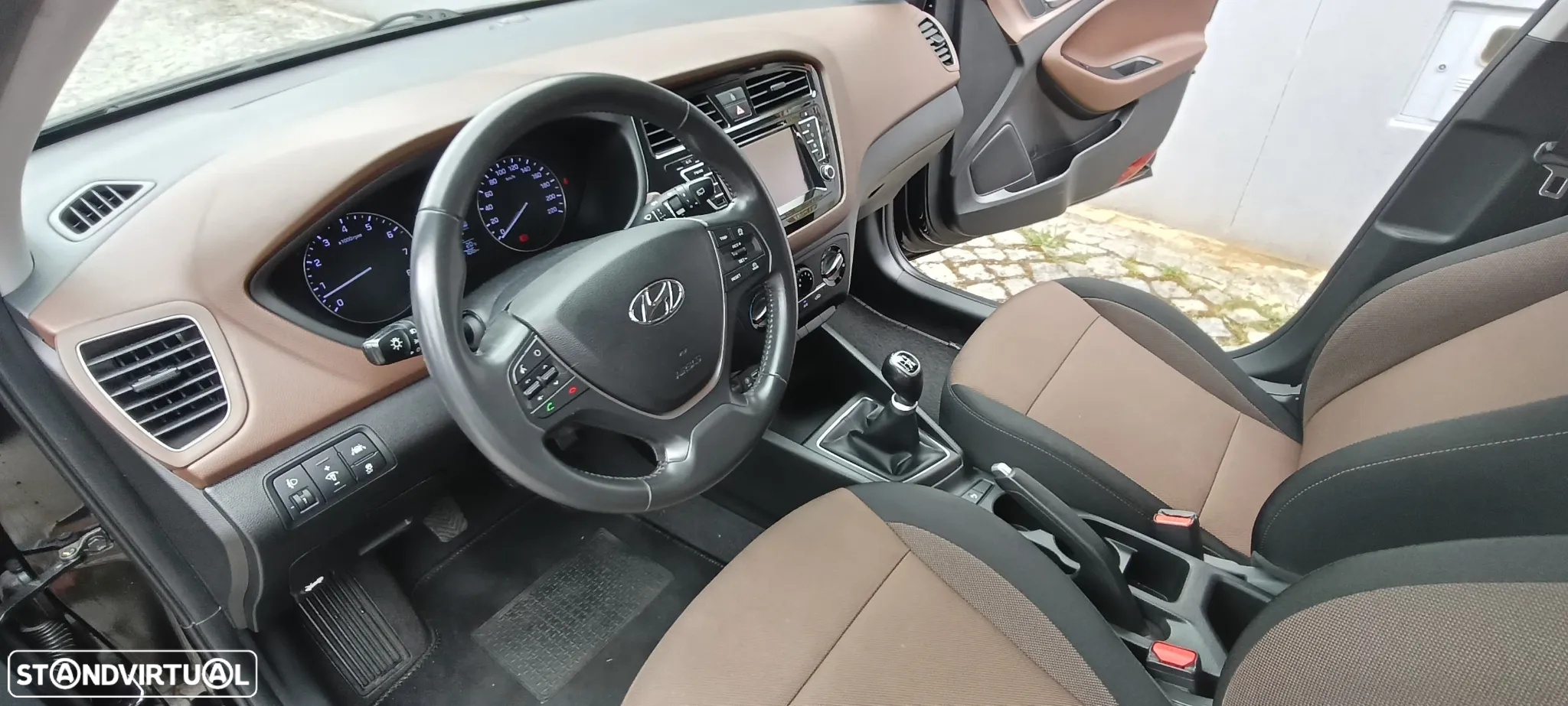 Hyundai i20 1.2 Comfort - 8