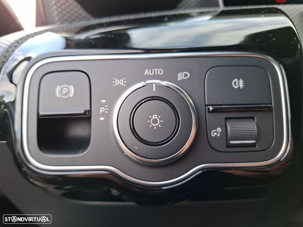 Mercedes-Benz A 180 d Progressive Aut. - 20