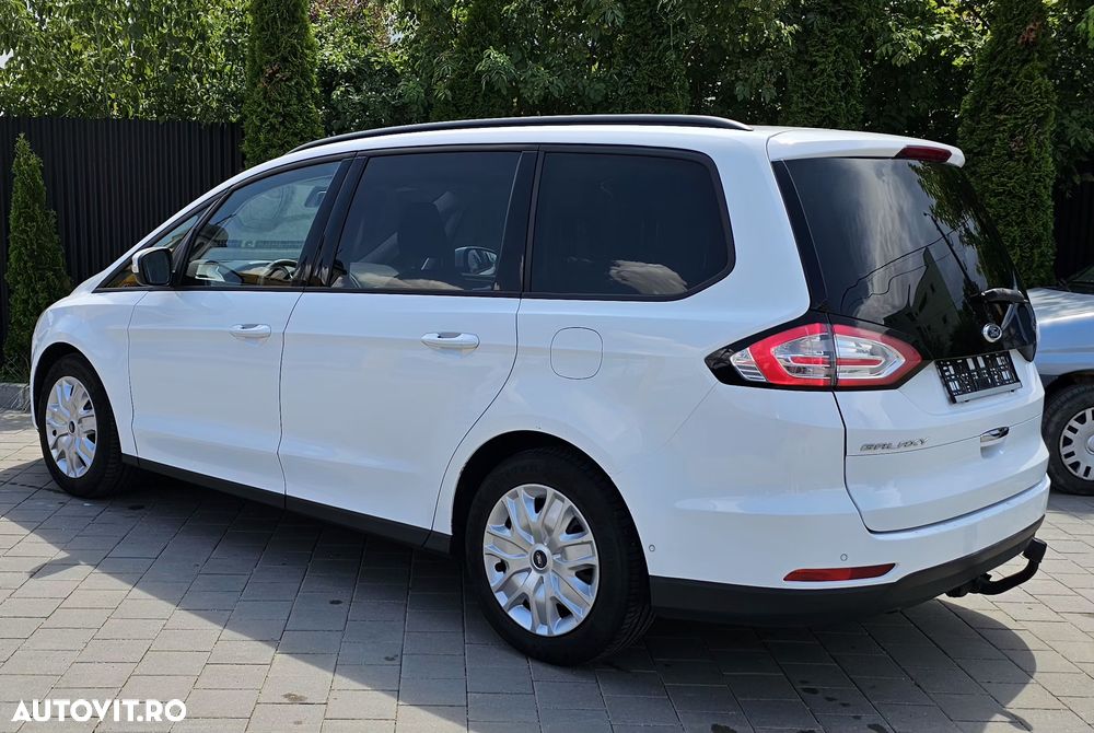 Ford Galaxy - 4