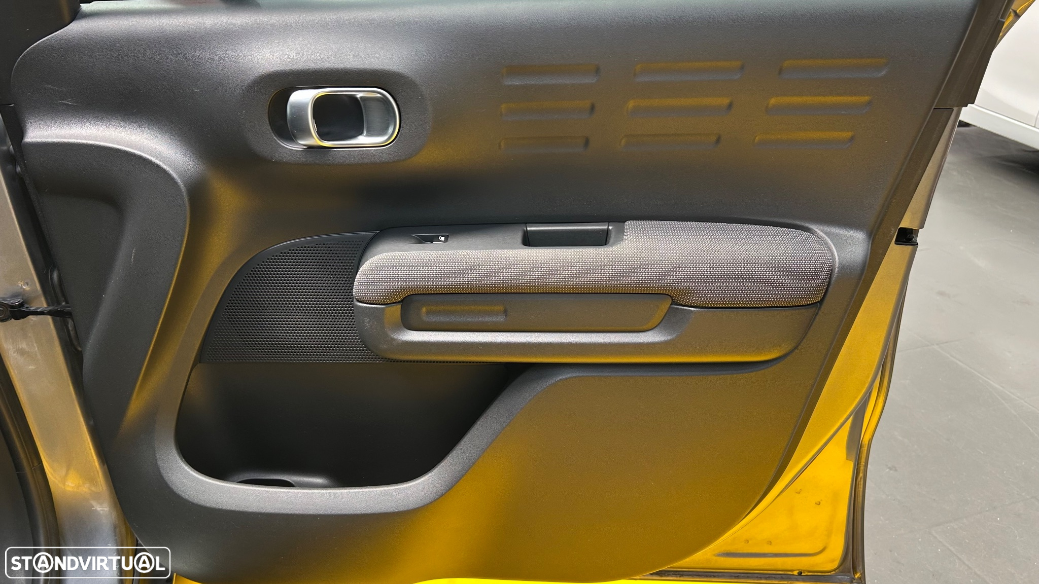 Citroën C3 Aircross PureTech 110 Stop & Start EAT6 Shine - 32