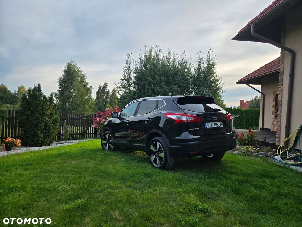 Nissan Qashqai 1.6 DCi N-Connecta Xtronic - 9