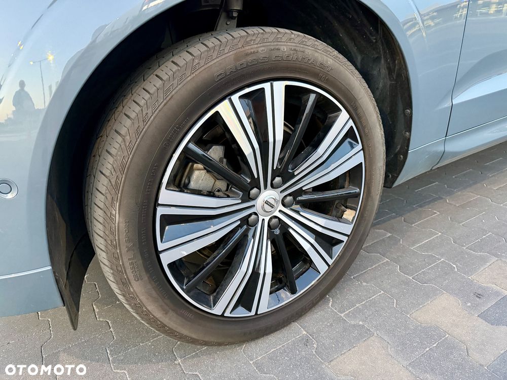 Volvo XC 60 T8 Plug-In Hybrid AWD Ultra Black Edition - 13