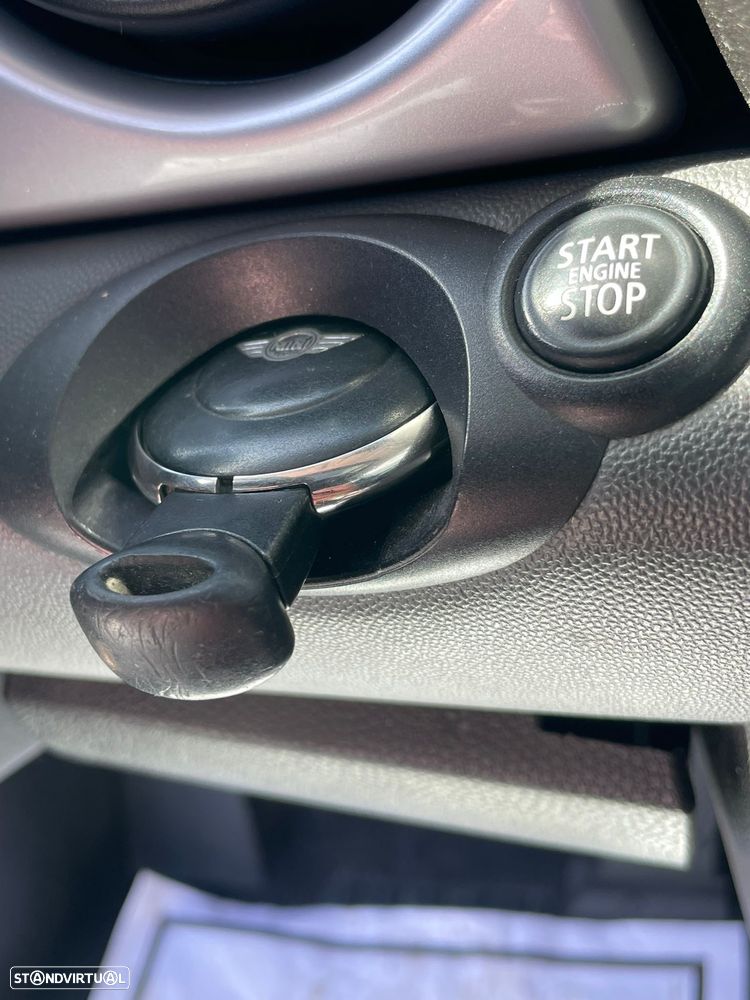 MINI 3 Portas Cooper D - 11