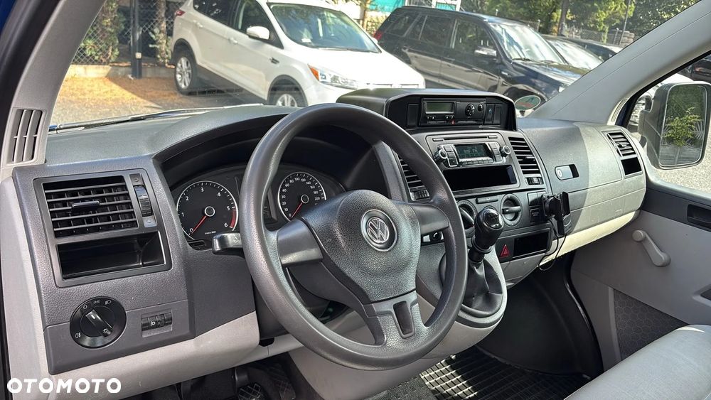 Volkswagen Transporter T5 - 14