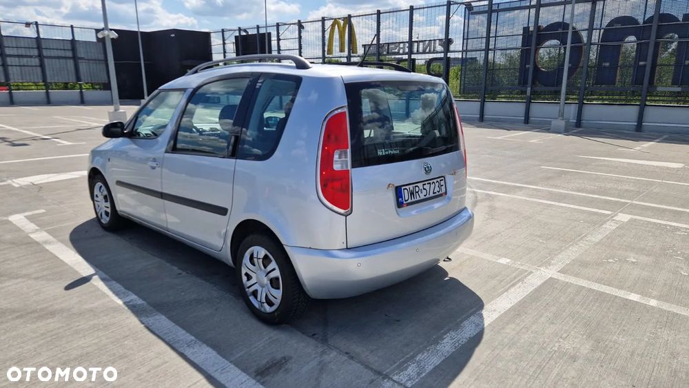 Skoda Roomster 1.4 16V Comfort - 5