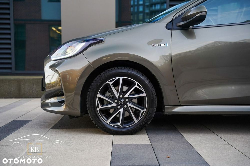 Toyota Yaris Hybrid 1.5 Premiere Edition - 16