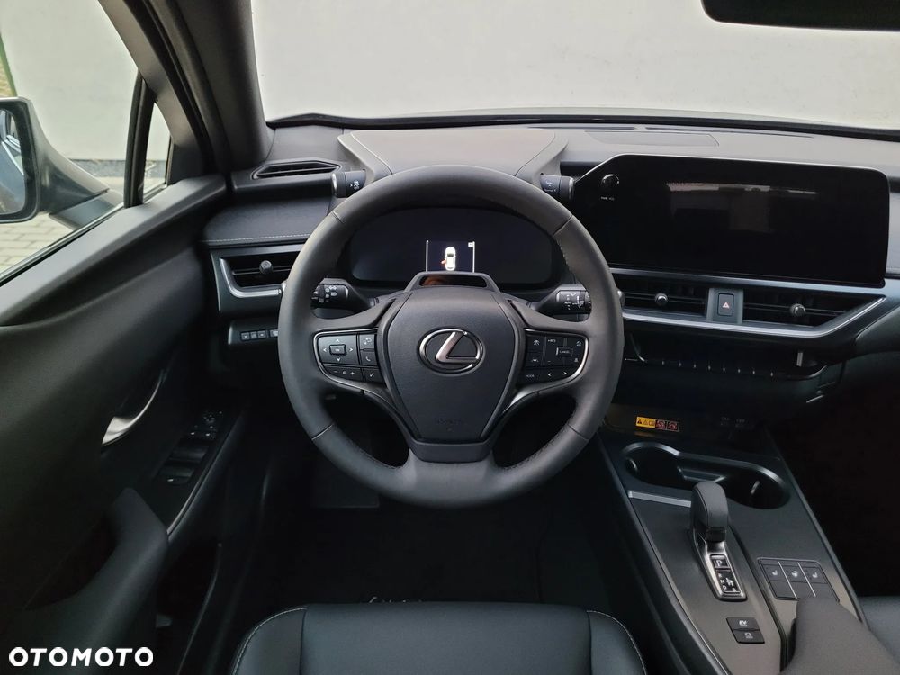 Lexus UX 300h F Sport Design - 15