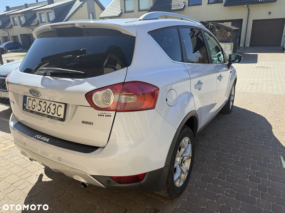 Ford Kuga 2.0 TDCi Titanium FWD - 4