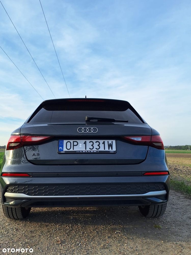 Audi A3 Sportback - 3