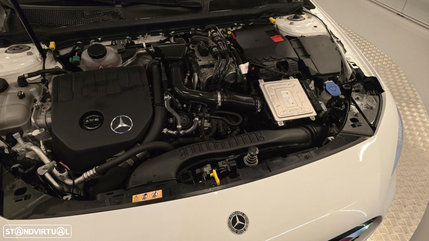 Mercedes-Benz A 250 e AMG Line - 30