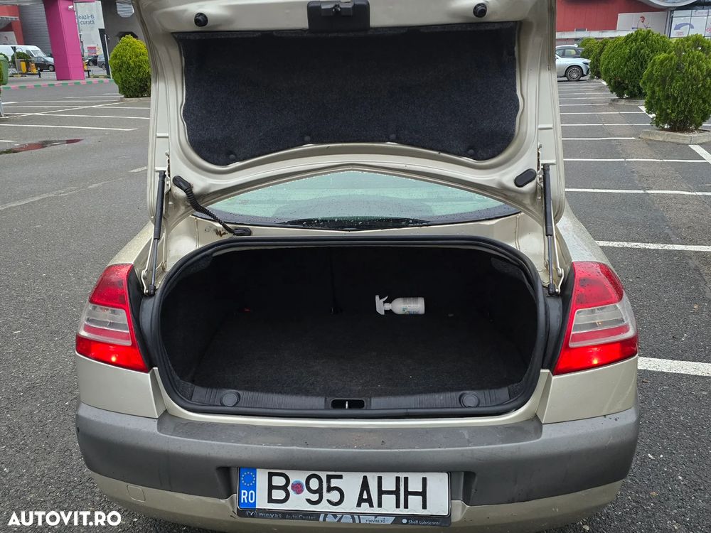 Renault Megane 1.5 dCi Privilege - 9