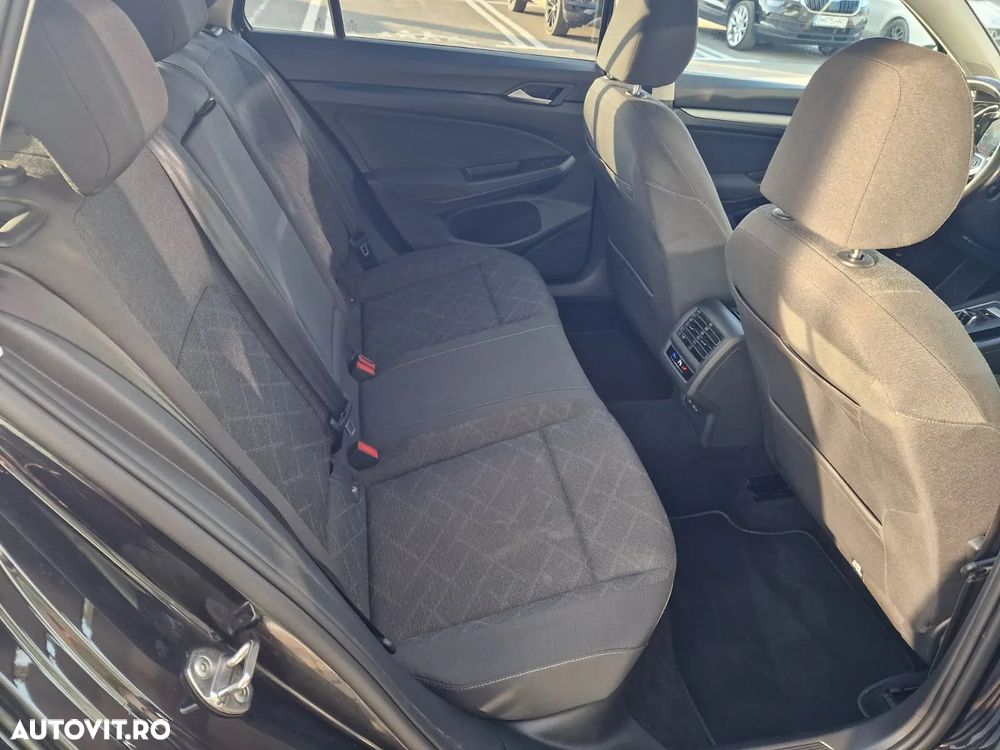 Volkswagen Golf 2.0 TDI SCR DSG Life - 29