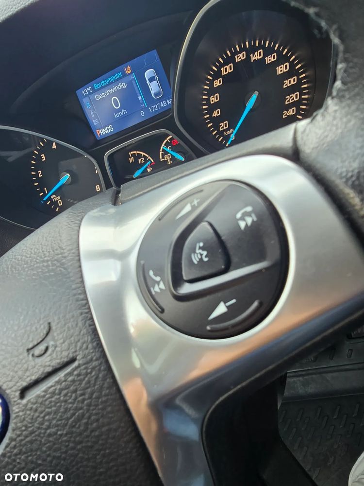 Ford Kuga 1.6 EcoBoost 4x4 Titanium - 12