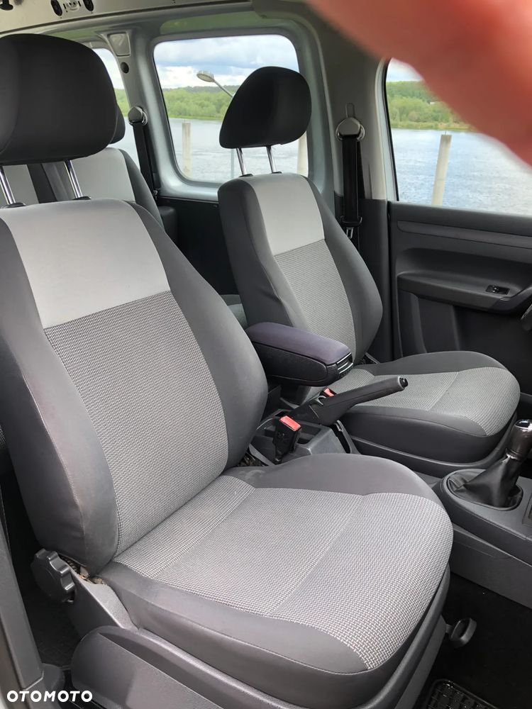 Volkswagen Caddy - 32
