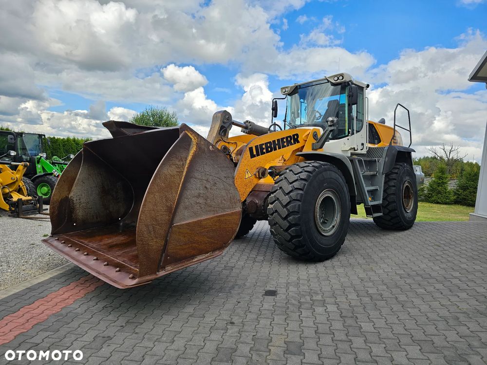 Liebherr L576 - 2