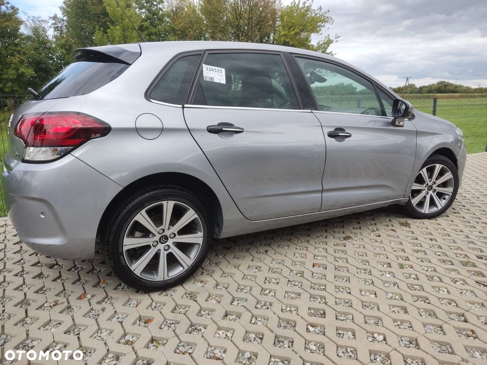 Citroen C4 2016 photo 3