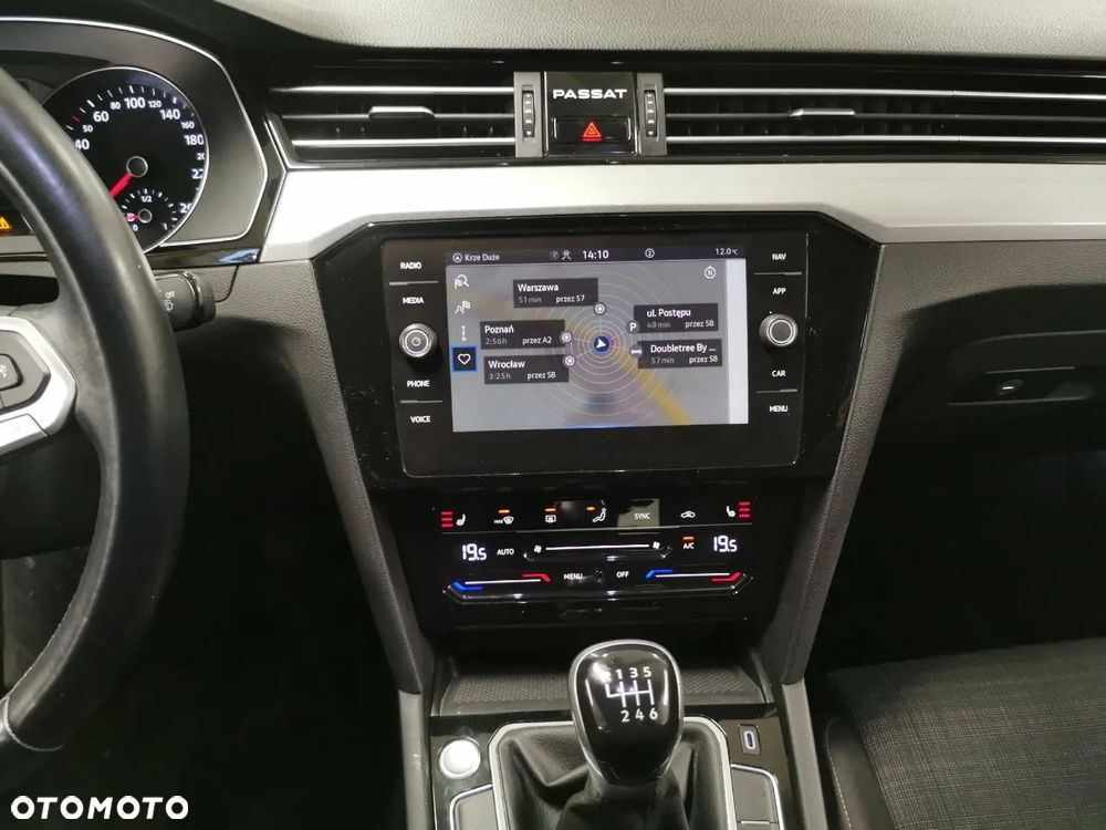 Volkswagen Passat 2.0 TDI EVO Business - 19