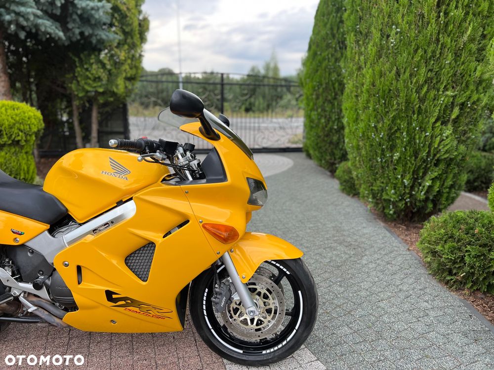 Honda VFR - 5