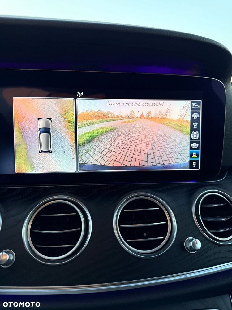 Mercedes-Benz Klasa E 220 d Avantgarde - 13