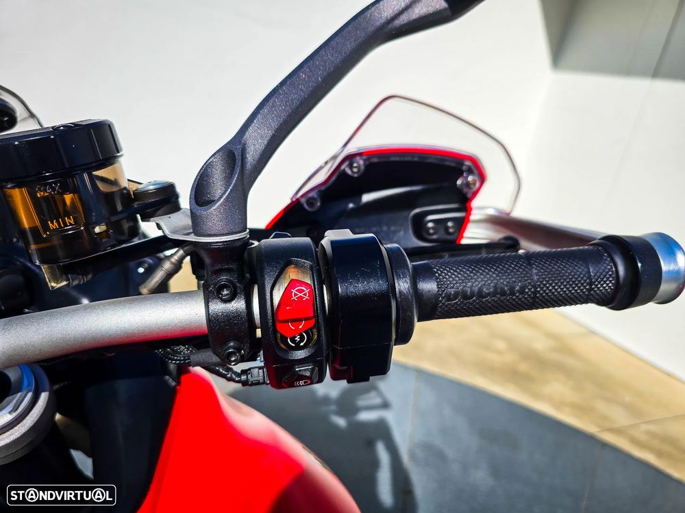 Ducati Multistrada V4 S - 13