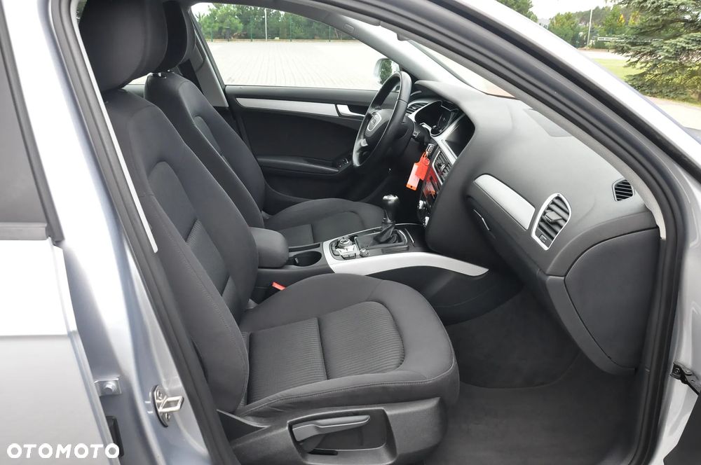 Audi A4 Avant 2.0 TDI DPF Attraction - 31