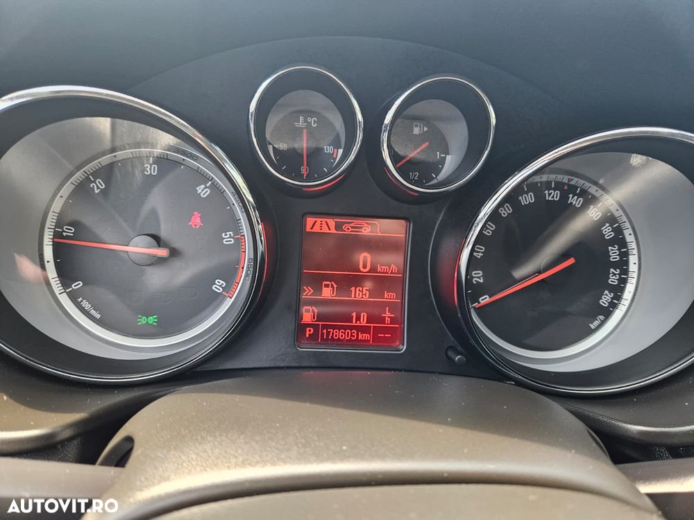 Opel Insignia 2.0 CDTI Cosmo Aut. - 9