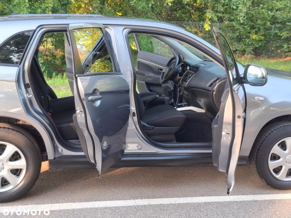 Mitsubishi ASX 1.6 2WD Edition II - 15