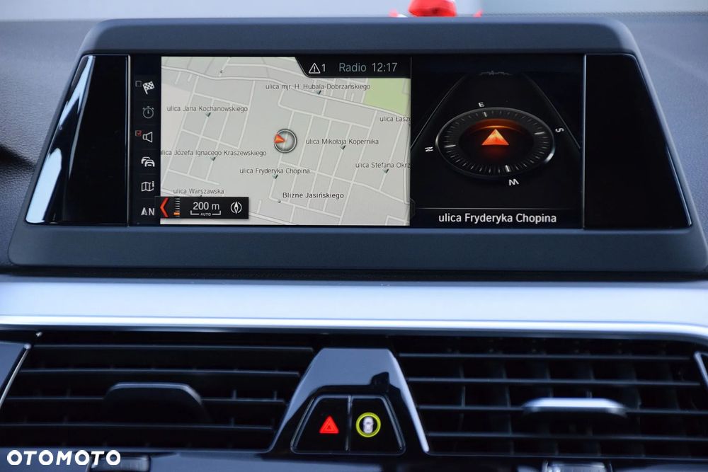BMW Seria 5 518d - 17